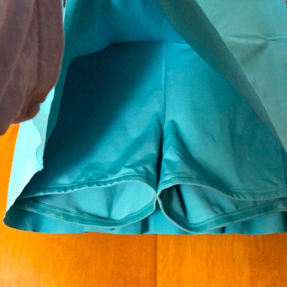 ATHLETA ace tennis skort 15.5” teal - Picture 5 of 7